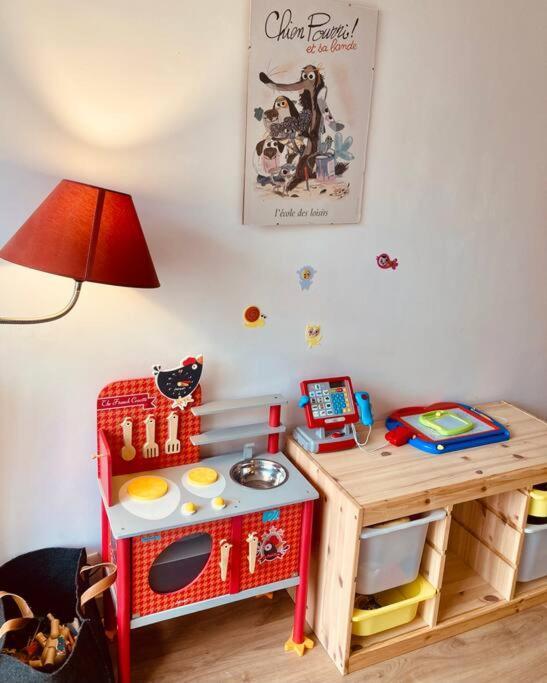 Paris : Appartement Familial Avec Parking Prive Clichy Esterno foto