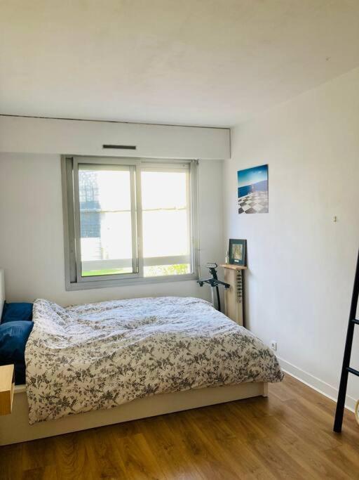 Paris : Appartement Familial Avec Parking Prive Clichy Esterno foto